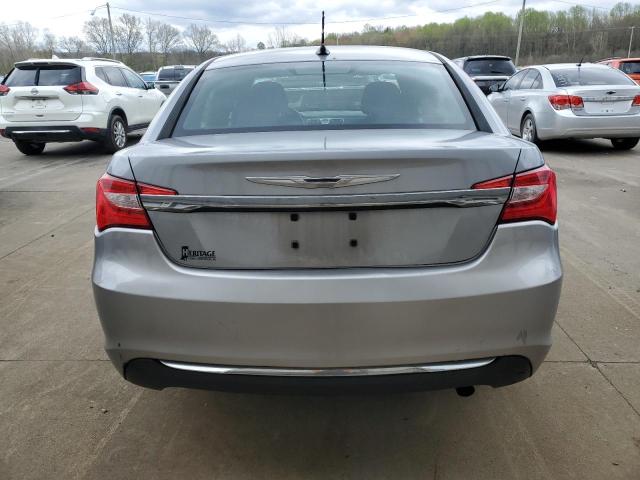 Photo 6 from auction – 2013 CHRYSLER 200 TOURIN with VIN 1C3CCBBB1DN650080