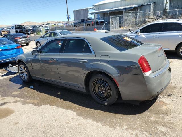 Photo 2 from auction – 2017 CHRYSLER 300 LIMITE with VIN 2C3CCAAG6HH612768