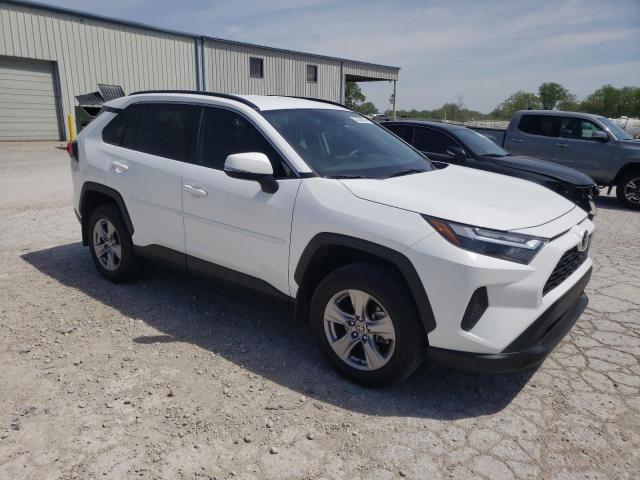 Photo 4 from auction – 2022 TOYOTA RAV4 XLE with VIN 2T3P1RFV1NC283547