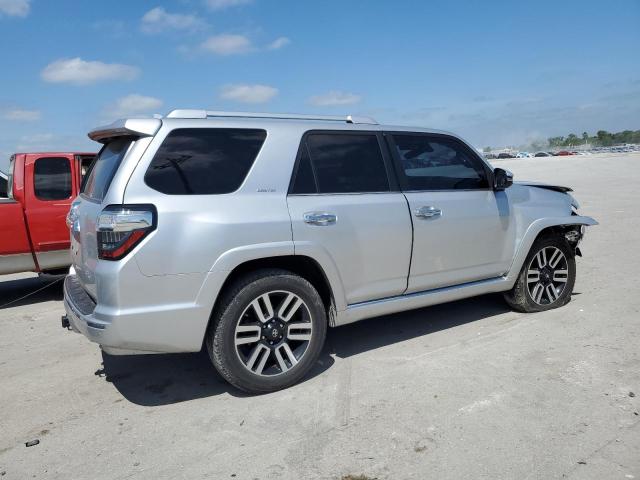 Photo 3 from auction – 2020 TOYOTA 4RUNNER SR with VIN JTEZU5JR8L5216722