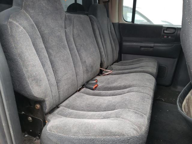 Photo 10 from auction – 2003 DODGE DAKOTA QUA with VIN 1D7HL48N93S204053