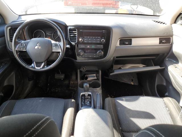 Photo 8 from auction – 2016 MITSUBISHI OUTLANDER with VIN JA4AZ3A38GZ039343