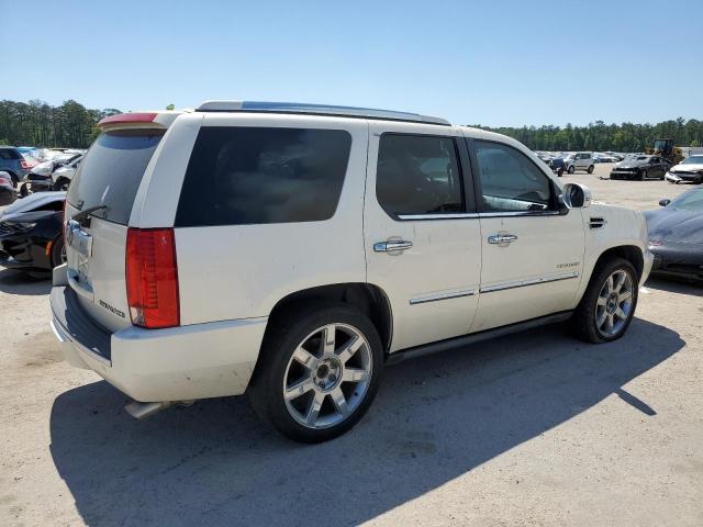 Photo 3 from auction – 2010 CADILLAC ESCALADE P with VIN 1GYUKCEF8AR149371