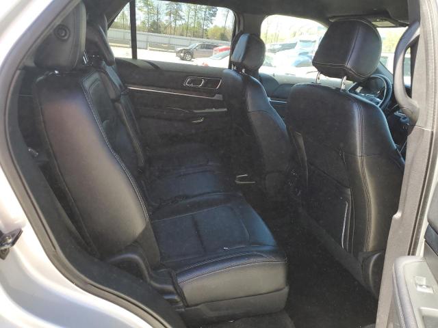 Photo 11 from auction – 2017 FORD EXPLORER L with VIN 1FM5K8F84HGC36080