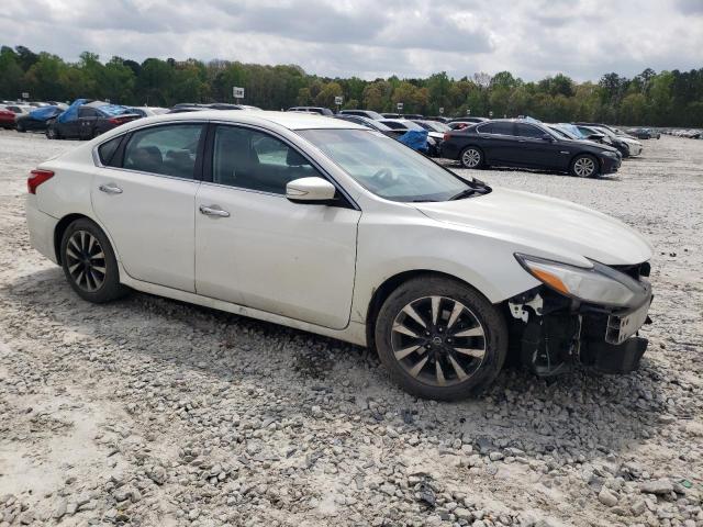 Photo 4 from auction – 2017 NISSAN ALTIMA 2.5 with VIN 1N4AL3AP1HC174524