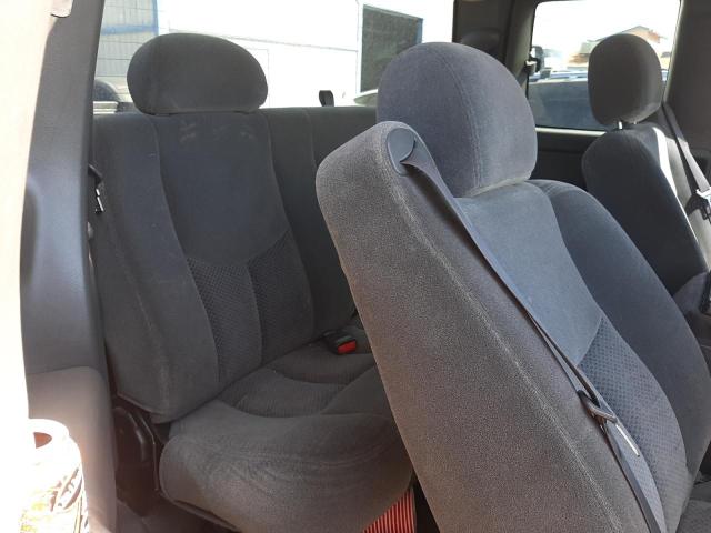 Photo 10 from auction – 2004 CHEVROLET SILVERADO with VIN 2GCEC19T641217269