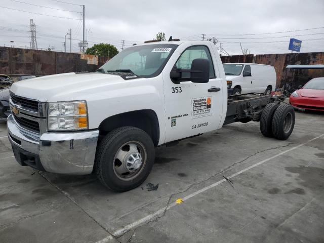 CHEVROLET SILVERADO 2008 with VIN 1GBJC34KX8E153318 - Photo from auction