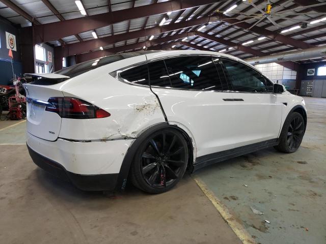 Photo 3 from auction – 2017 TESLA MODEL X with VIN 5YJXCBE2XHF042491