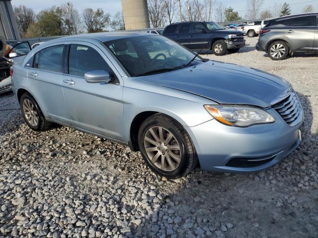 Photo 4 from auction – 2013 CHRYSLER 200 TOURIN with VIN 1C3CCBBG2DN569150
