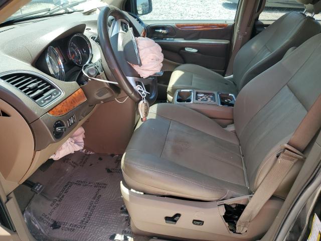 Photo 7 from auction – 2015 CHRYSLER TOWN & COU with VIN 2C4RC1BG2FR751775
