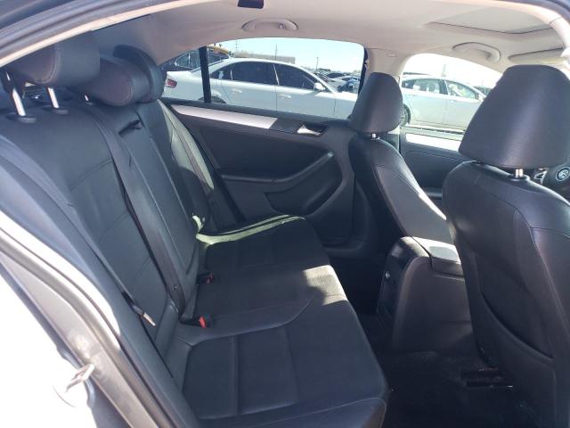 Photo 10 from auction – 2011 VOLKSWAGEN JETTA SEL with VIN 3VWLZ7AJ6BM334534