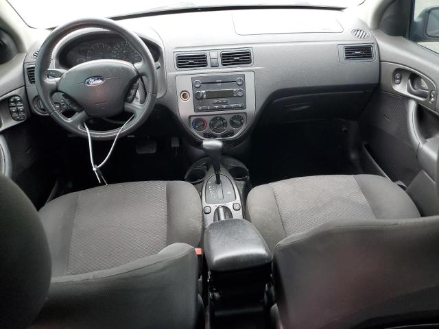 Photo 8 from auction – 2005 FORD FOCUS ZX5 with VIN 3FAFP37N15R141147