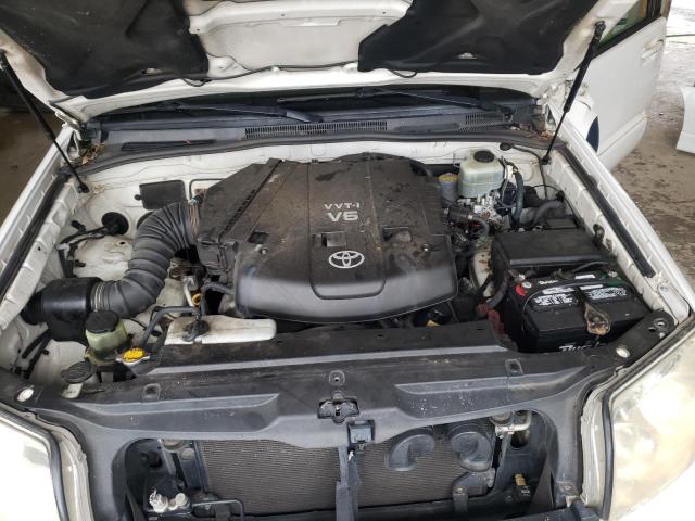 Photo 12 from auction – 2005 TOYOTA 4RUNNER SR with VIN JTEBU14R558040686