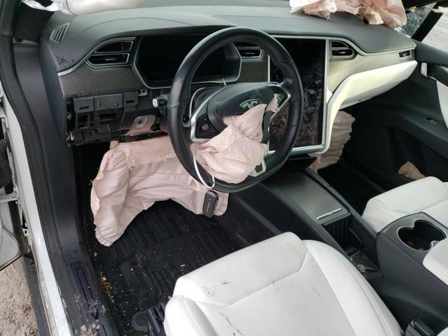 Photo 8 from auction – 2018 TESLA MODEL X with VIN 5YJXCBE2XJF087551