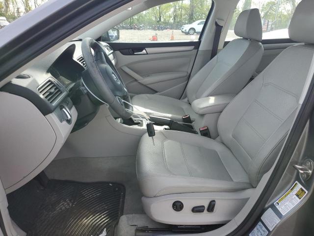 Photo 7 from auction – 2015 VOLKSWAGEN PASSAT S with VIN 1VWAS7A33FC021980