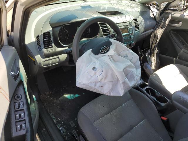 Photo 8 from auction – 2017 KIA FORTE LX with VIN 3KPFK4A75HE052296