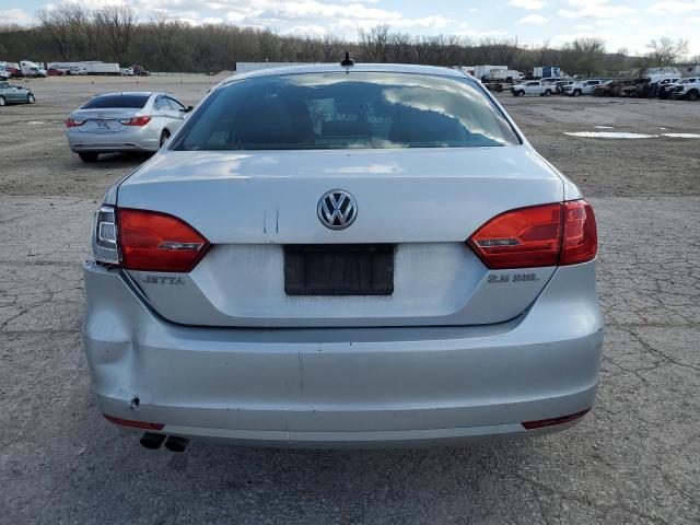 Photo 6 from auction – 2011 VOLKSWAGEN JETTA SEL with VIN 3VWLZ7AJ3BM365871