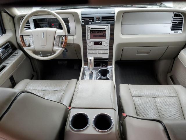 Photo 8 from auction – 2008 LINCOLN NAVIGATOR with VIN 5LMFU28568LJ22617