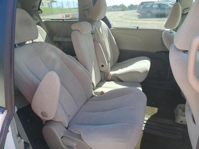 Photo 11 from auction – 2013 TOYOTA SIENNA LE with VIN 5TDKK3DC2DS330816