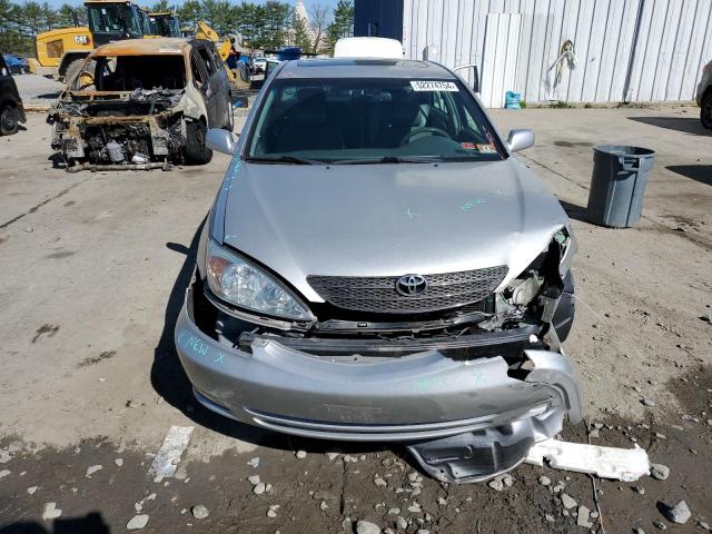 Photo 5 from auction – 2004 TOYOTA CAMRY LE with VIN 4T1BE30K04U903871