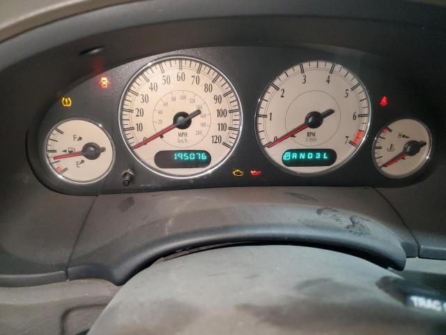 Photo 9 from auction – 2004 CHRYSLER TOWN & COU with VIN 2C8GP54L34R502829
