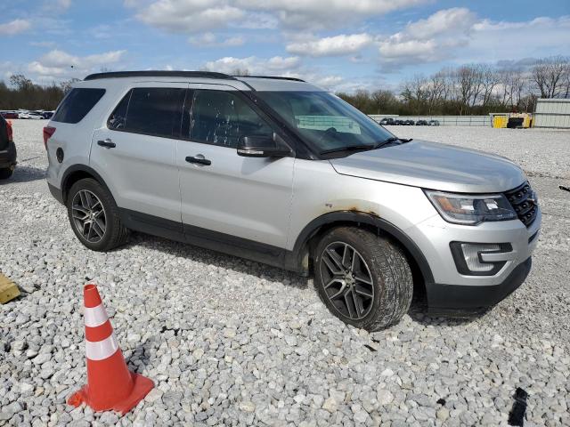 Photo 4 from auction – 2016 FORD EXPLORER S with VIN 1FM5K8GT4GGA09490