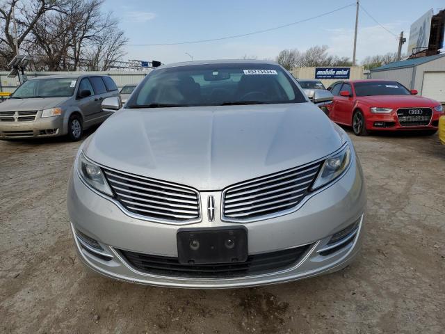 Photo 5 from auction – 2015 LINCOLN MKZ with VIN 3LN6L2G92FR616188