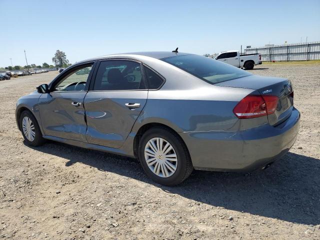 Photo 2 from auction – 2015 VOLKSWAGEN PASSAT S with VIN 1VWAT7A36FC103067