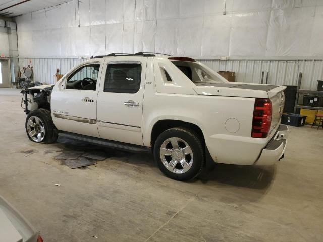 Photo 2 from auction – 2011 CHEVROLET AVALANCHE with VIN 3GNTKGE36BG394497