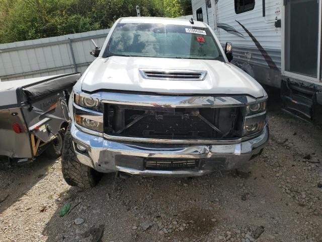 Photo 5 from auction – 2018 CHEVROLET SILVERADO with VIN 1GC1KWEY5JF114784