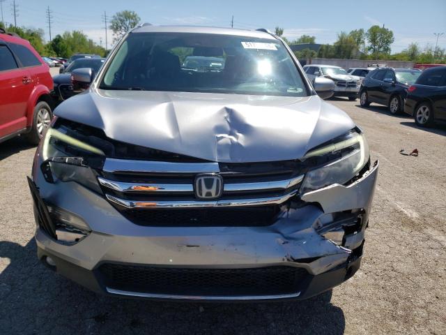 Photo 5 from auction – 2017 HONDA PILOT TOUR with VIN 5FNYF6H91HB006359