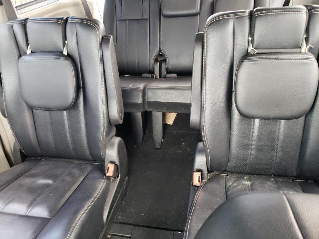 Photo 10 from auction – 2015 CHRYSLER TOWN & COU with VIN 2C4RC1CG4FR674017