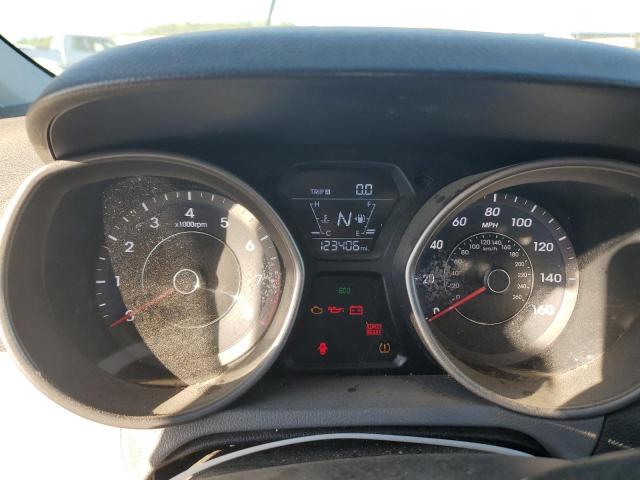 Photo 9 from auction – 2016 HYUNDAI ELANTRA SE with VIN 5NPDH4AE8GH696230