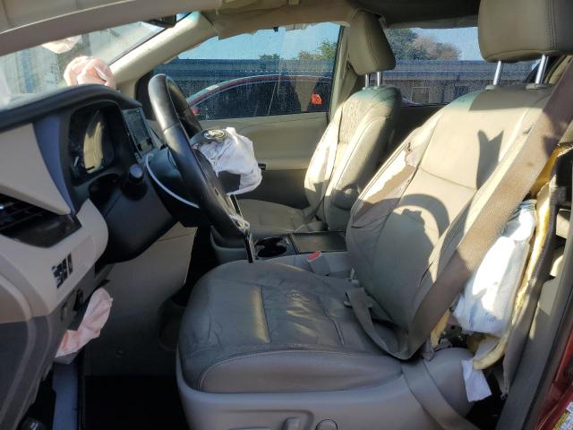 Photo 7 from auction – 2016 TOYOTA SIENNA XLE with VIN 5TDYK3DC7GS756581