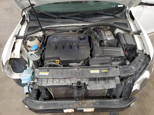 Photo 11 from auction – 2015 VOLKSWAGEN PASSAT SEL with VIN 1VWCV7A38FC106538