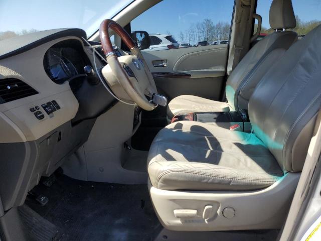Photo 7 from auction – 2011 TOYOTA SIENNA XLE with VIN 5TDDK3DC7BS018366