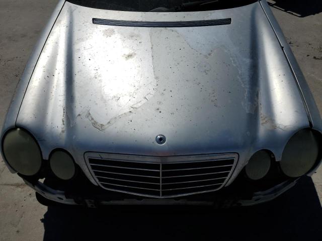 Photo 11 from auction – 2002 MERCEDES-BENZ E 320 with VIN WDBJF65J72B427186