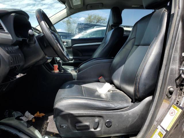 Photo 7 from auction – 2017 TOYOTA HIGHLANDER with VIN 5TDJZRFH4HS483108