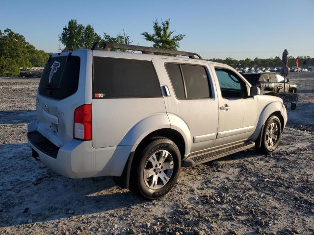 Photo 3 from auction – 2011 NISSAN PATHFINDER with VIN 5N1AR1NN0BC619313