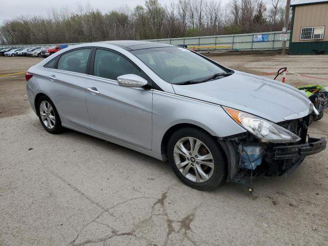 Photo 4 from auction – 2012 HYUNDAI SONATA SE with VIN 5NPEC4AC2CH418046