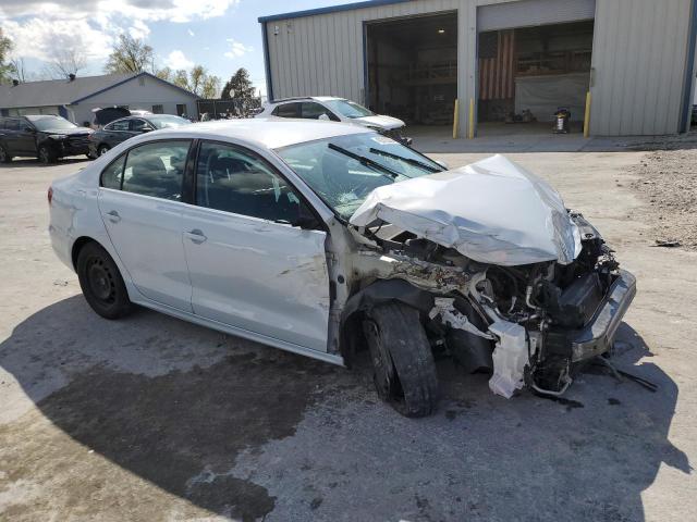Photo 4 from auction – 2017 VOLKSWAGEN JETTA S with VIN 3VW2B7AJ2HM406709