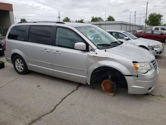 Photo 4 from auction – 2010 CHRYSLER TOWN & COU with VIN 2A4RR5D12AR284696