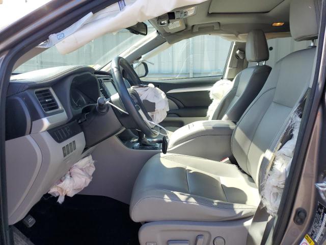 Photo 7 from auction – 2016 TOYOTA HIGHLANDER with VIN 5TDJKRFHXGS308395