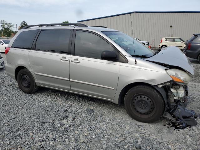 Photo 4 from auction – 2010 TOYOTA SIENNA CE with VIN 5TDKK4CC3AS334098