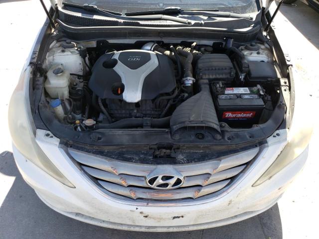 Photo 11 from auction – 2011 HYUNDAI SONATA SE with VIN 5NPEC4ABXBH196569