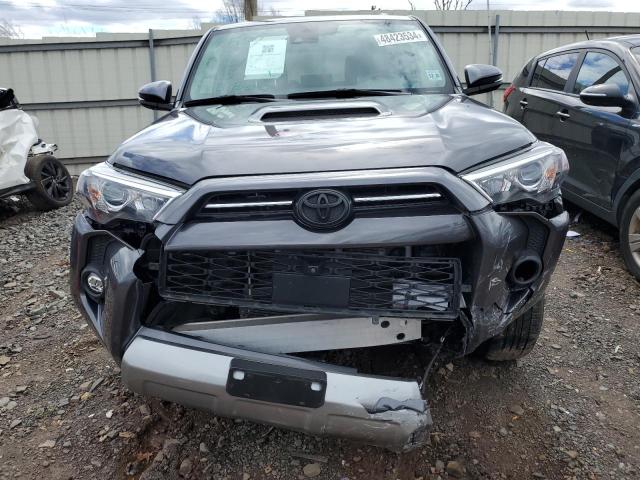 Photo 5 from auction – 2022 TOYOTA 4RUNNER SR with VIN JTERU5JR3N6000435