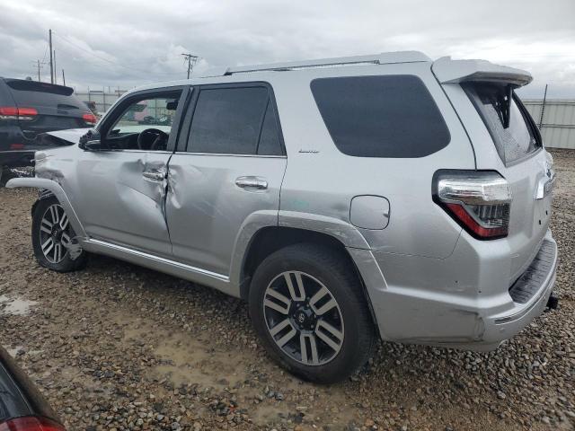 Photo 2 from auction – 2017 TOYOTA 4RUNNER SR with VIN JTEBU5JR6H5419651