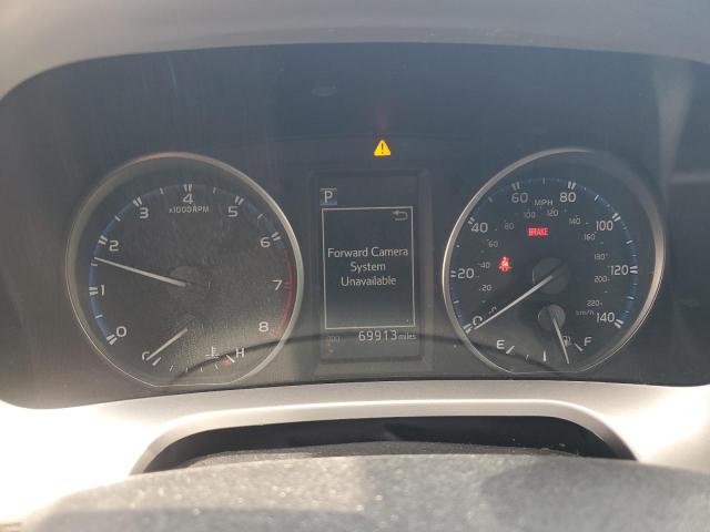 Photo 9 from auction – 2018 TOYOTA RAV4 LE with VIN JTMZFREV4JJ740158
