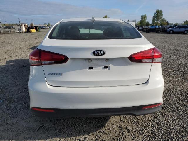 Photo 6 from auction – 2017 KIA FORTE LX with VIN 3KPFK4A78HE147807