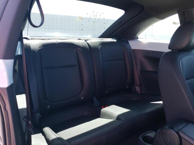 Photo 10 from auction – 2017 VOLKSWAGEN BEETLE SE with VIN 3VWJ17AT3HM624867